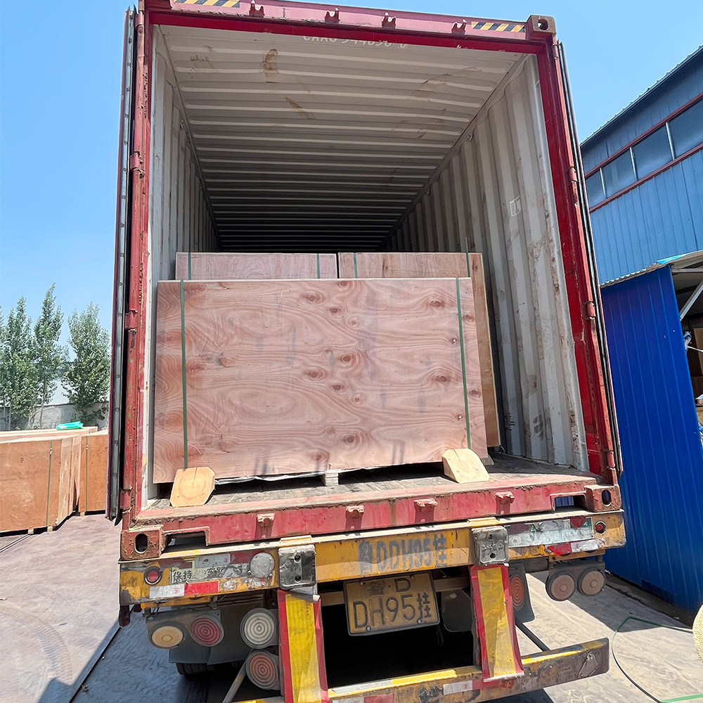 Sheet Metal Slip Roller Machine 40HQ loading container