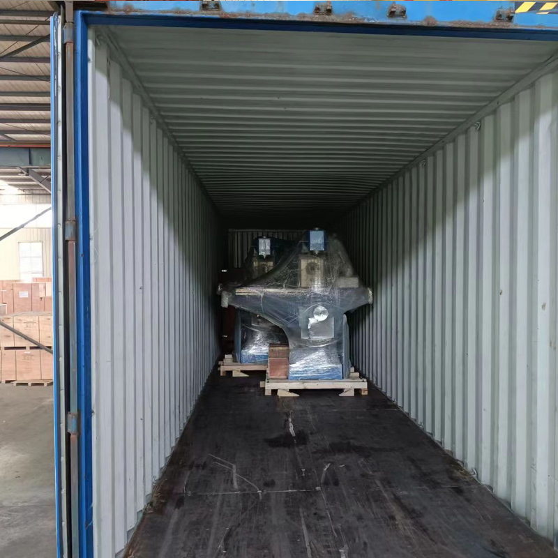 Vertical Machining Center has been arrange shipment